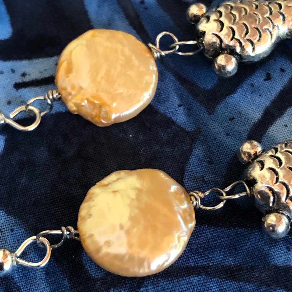 HAND CRAFTED Koi Goldfish Charm Pink Coin / Baroque Pearl Drop Silver Earrings - Picture 15 of 17